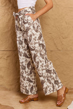 Load image into Gallery viewer, Look At Me Paisley Printed Wide Leg Pants
