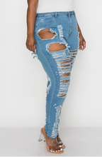 Load image into Gallery viewer, Cali Plus Jeans
