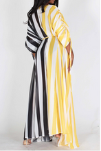 Load image into Gallery viewer, Moxie Maxi Dress
